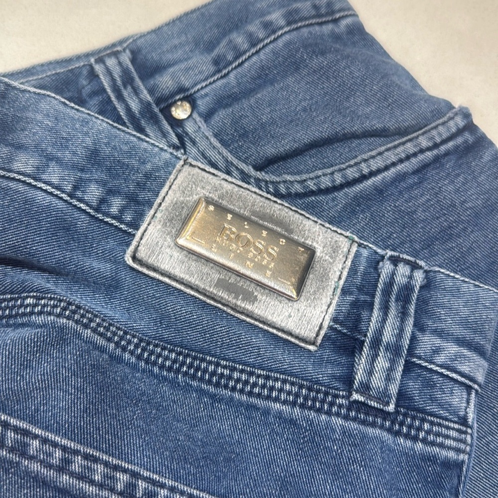 32/34 Hugo Boss Jeans Straight Leg Zip Button Lightweight Soft Med Wash Denim